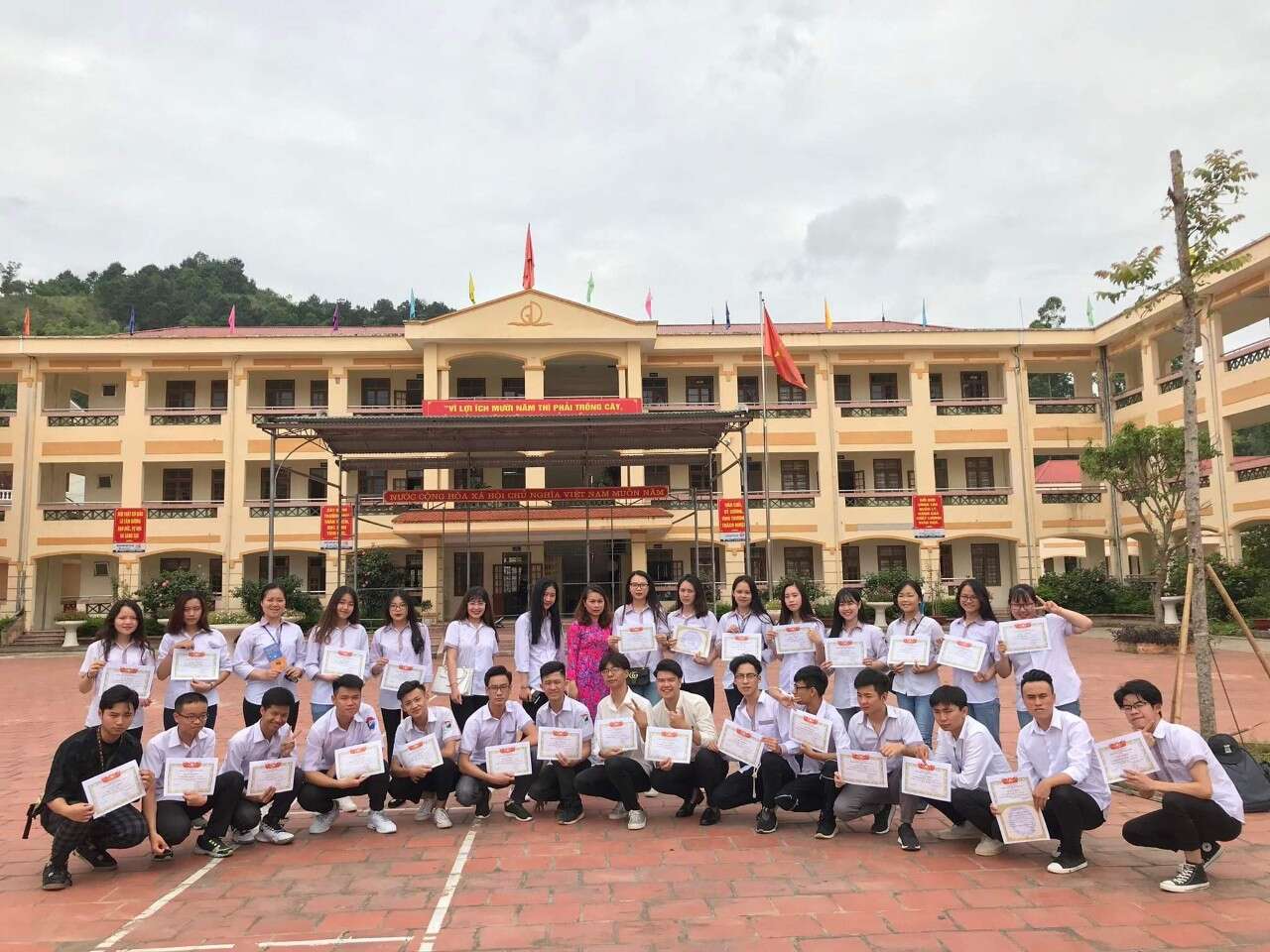 12A10-_Khoa_2017-18_8ddb6
