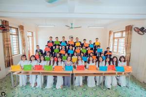 Kỉ yếu 12A7 năm học 2017-2018.
