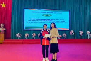 TRAO TẶNG HỌC BỔNG “ƯƠM MẦM TÀI NĂNG” CỦA HỌC VIỆN NÔNG NGHIỆP VIỆT NAM