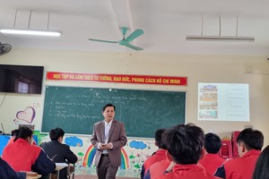 Dạy thực nghiệm tài liệu giáo dục địa phương lớp 11, 12