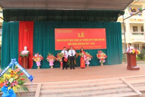 HOÀNG VĂN THỤ - GỬI GẮM MỘT NIỀM TIN