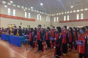 CHƯƠNG TRÌNH TRAO TẶNG HỌC BỔNG - QUÀ TẾT CHO HỌC SINH CÓ HOÀN CẢNH KHÓ KHĂN NĂM HỌC 2021- 2022   ​