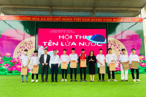 Ngoại khóa tổ Lý – Tin- Công nghệ  “Hội thi Tên lửa nước”