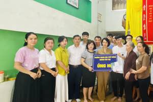 LỜI CẢM ƠN CÁC QUÝ NHÀ HẢO TÂM, QUÝ MẠNH THƯỜNG QUÂN ĐÃ ỦNG HỘ, QUYÊN GÓP CHO EM TÔ QUỐC ĐẠT, HỌC SINH LỚP 11A4, TRƯỜNG THPT HOÀNG VĂN TH
