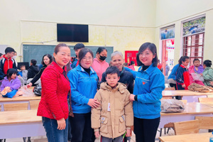 CHƯƠNG TRÌNH TÌNH NGUYỆN ĐÔNG YÊU THƯƠNG – LAN TỎA HƠI ẤM YÊU THƯƠNG