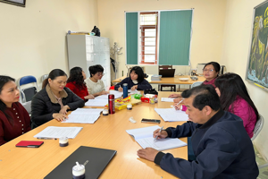 TỔ SỬ - ĐỊA - GDKT&amp;PL TỔ CHỨC SINH HOẠT CHUYÊN MÔN VỚI CHỦ ĐỀ: NÂNG CAO HIỆU QUẢ QUẢN LÝ, KHAI THÁC VÀ SỬ DỤNG THIẾT BỊ DẠY HỌC ĐÁP ỨNG CHƯƠNG TRÌNH GDPT 2018